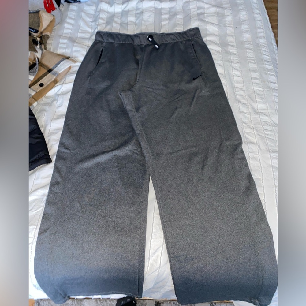 Men’s Nike sweats